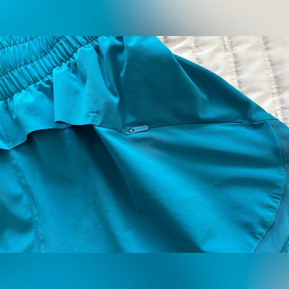 Athleta Mesh Racer Run High Rise 3 Short - XS Pacific - Picture 5 of 7